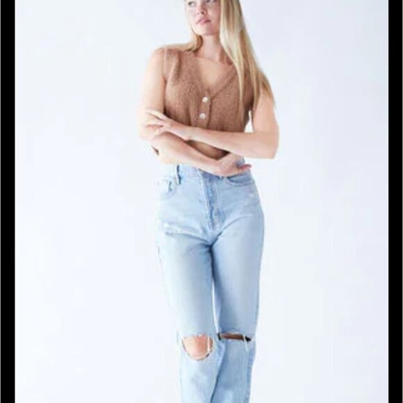 NWT Pacsun la hearts tan clueless cropped button sweater vest Color Tan SIze S - Picture 2 of 8